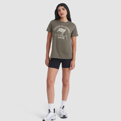 Nike Tampa Bay Buccaneers Women's 2025 Salute to Service Sideline T-Shirt Olive