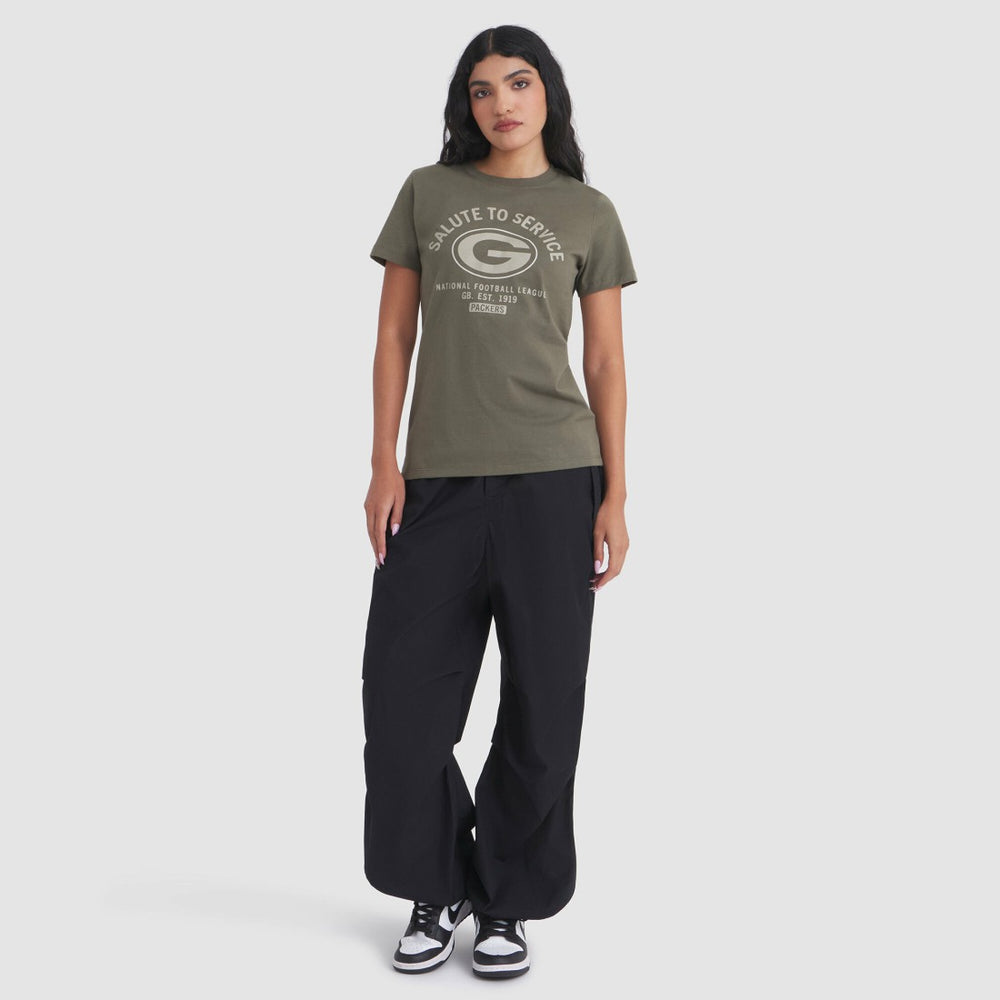 Nike Green Bay Packers Women's 2025 Salute to Service Sideline T-Shirt Olive