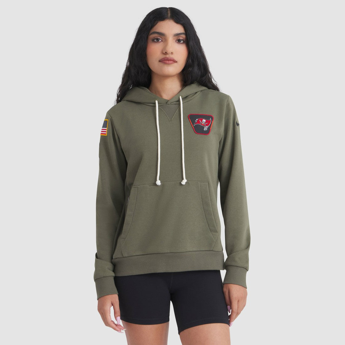 Nike Tampa Bay Buccaneers Women's 2025 Salute to Service Sideline Standard Issue Dri-FIT Hoodie Olive