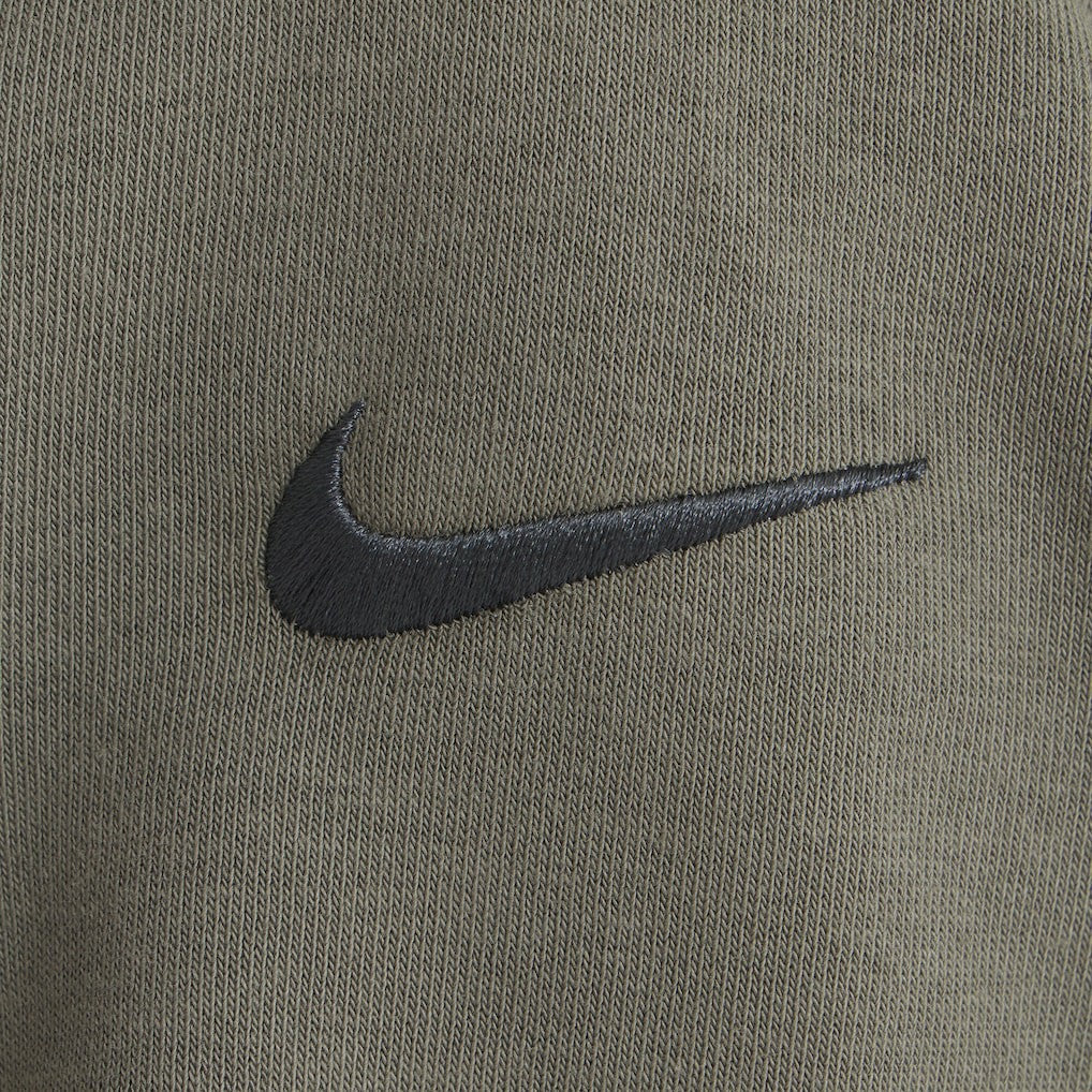 Nike New Orleans Saints Women's 2025 Salute to Service Sideline Standard Issue Dri-FIT Hoodie Olive