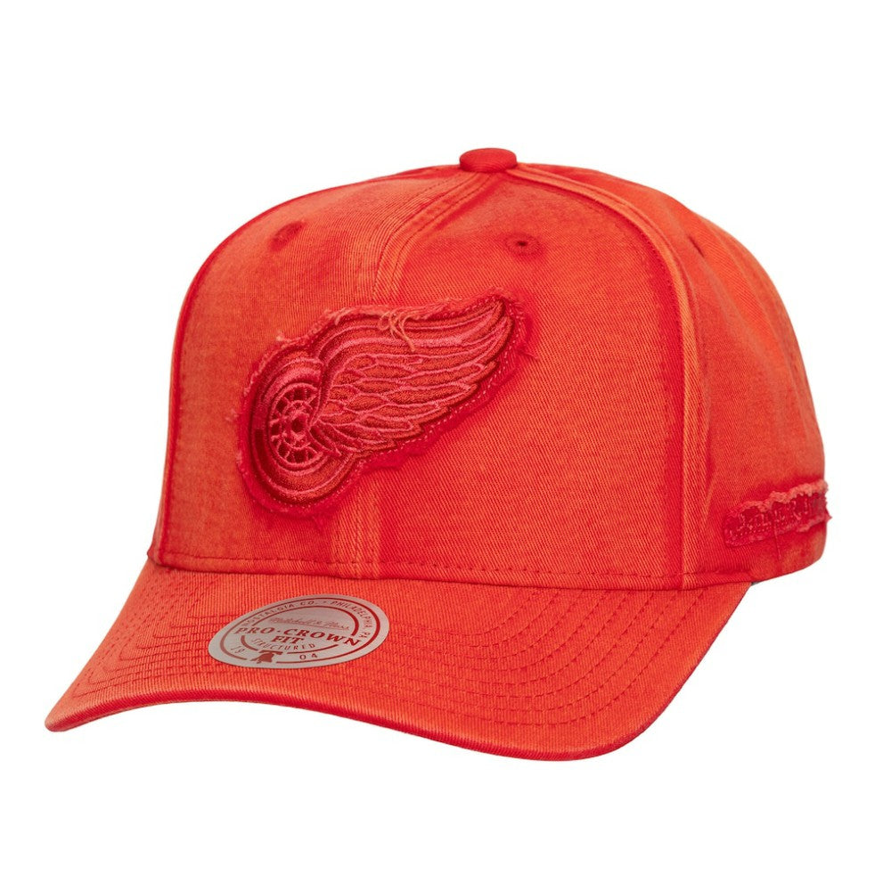 Detroit Red Wings Mitchell & Ness Downtown Snow Wash Pro-Crown Adjustable Hat - Red - NHL 202757465