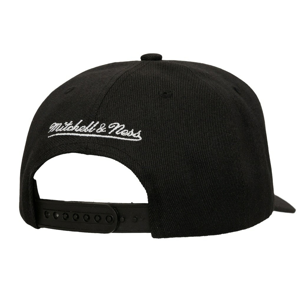 Boston Celtics Tilted Pro Pinch Adjustable Hat Black | Mitchell & Ness US