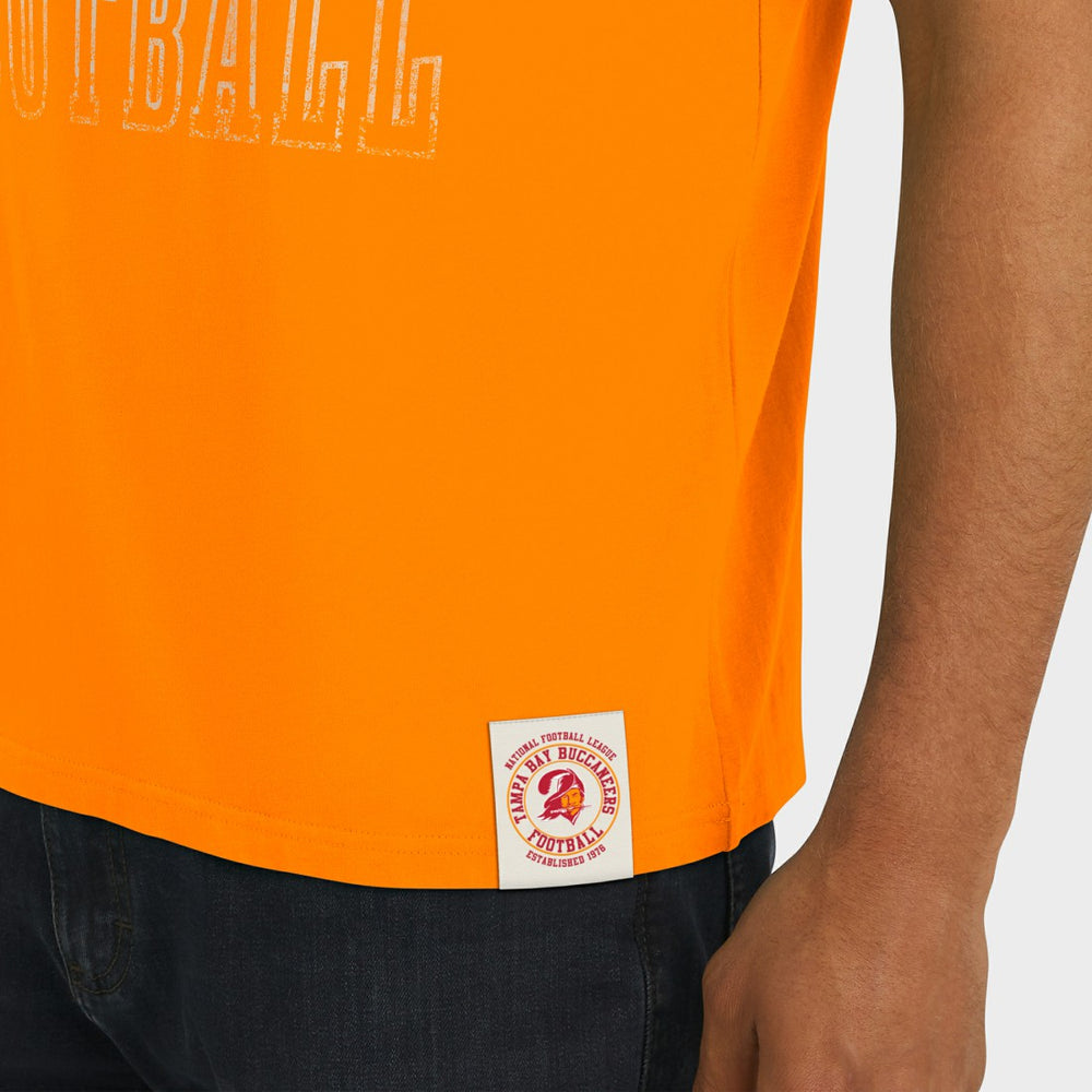 Fanatics Tampa Bay Buccaneers Darius Rucker Collection Distressed Throwback Shoulder Stripe T-Shirt Orange