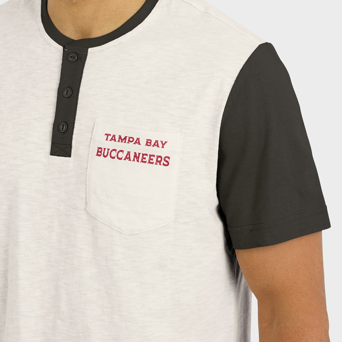 Fanatics Tampa Bay Buccaneers Darius Rucker Collection Henley Colorblock Slub Pocket T-Shirt Cream