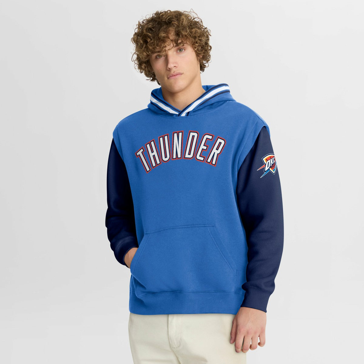 Oklahoma City Thunder Half Court Shot Clock Fastbreak Hoodie Blue/Navy | Fanatics Lifestyle