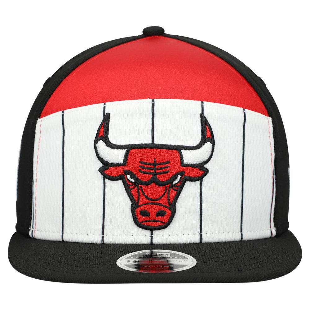 Chicago Bulls Youth 2025 NBA Tip Off Split Panel 9FIFTY Snapback Hat White/Black | New Era for sale