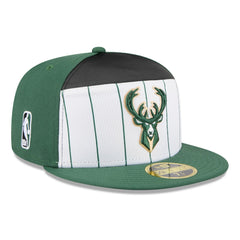 Milwaukee Bucks 2025 NBA Tip Off Split Panel 59FIFTY Fitted Hat White/Hunter Green | New Era