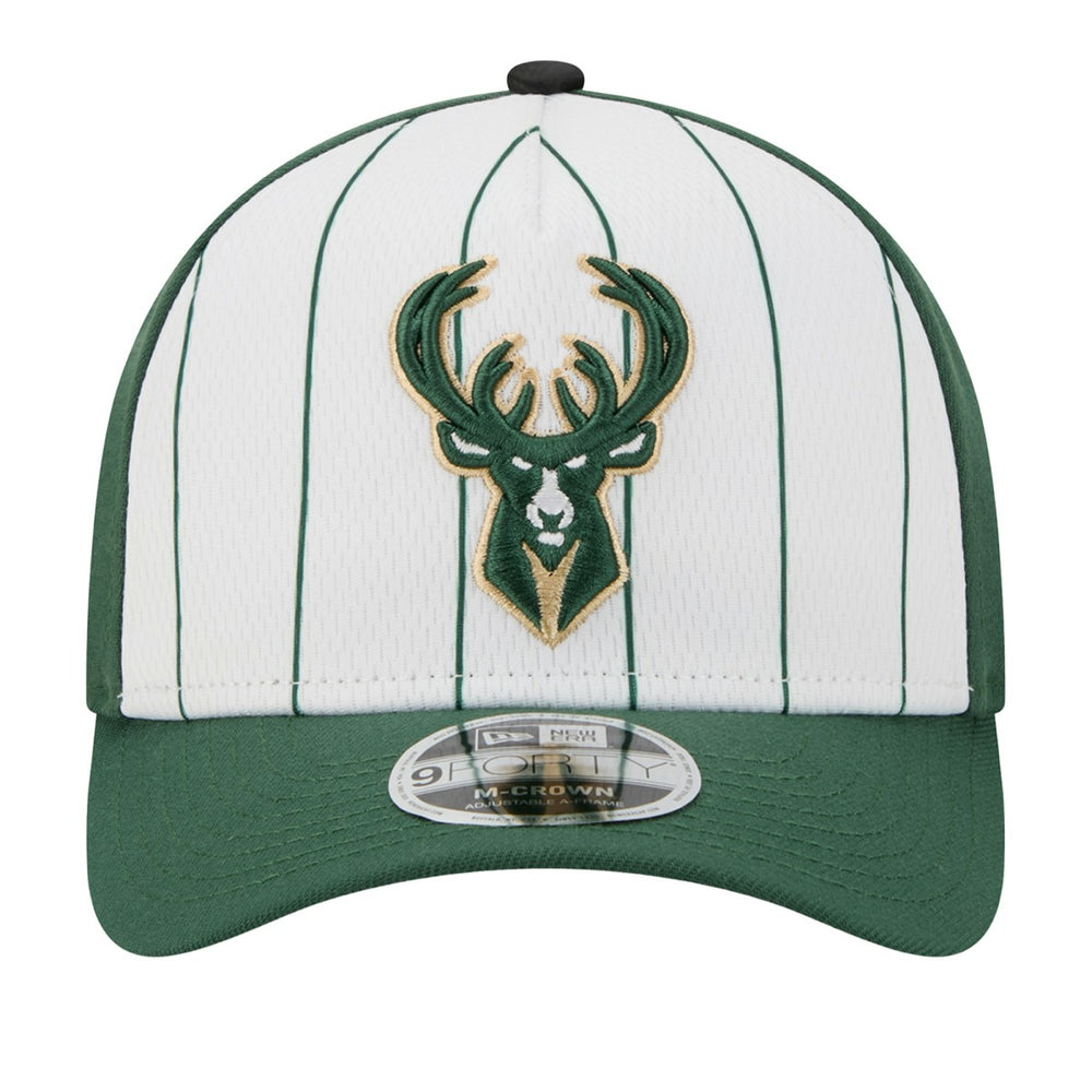Milwaukee Bucks 2025 NBA Tip Off M-Crown A-Frame 9FORTY Adjustable Hat White/Hunter Green | New Era for sale