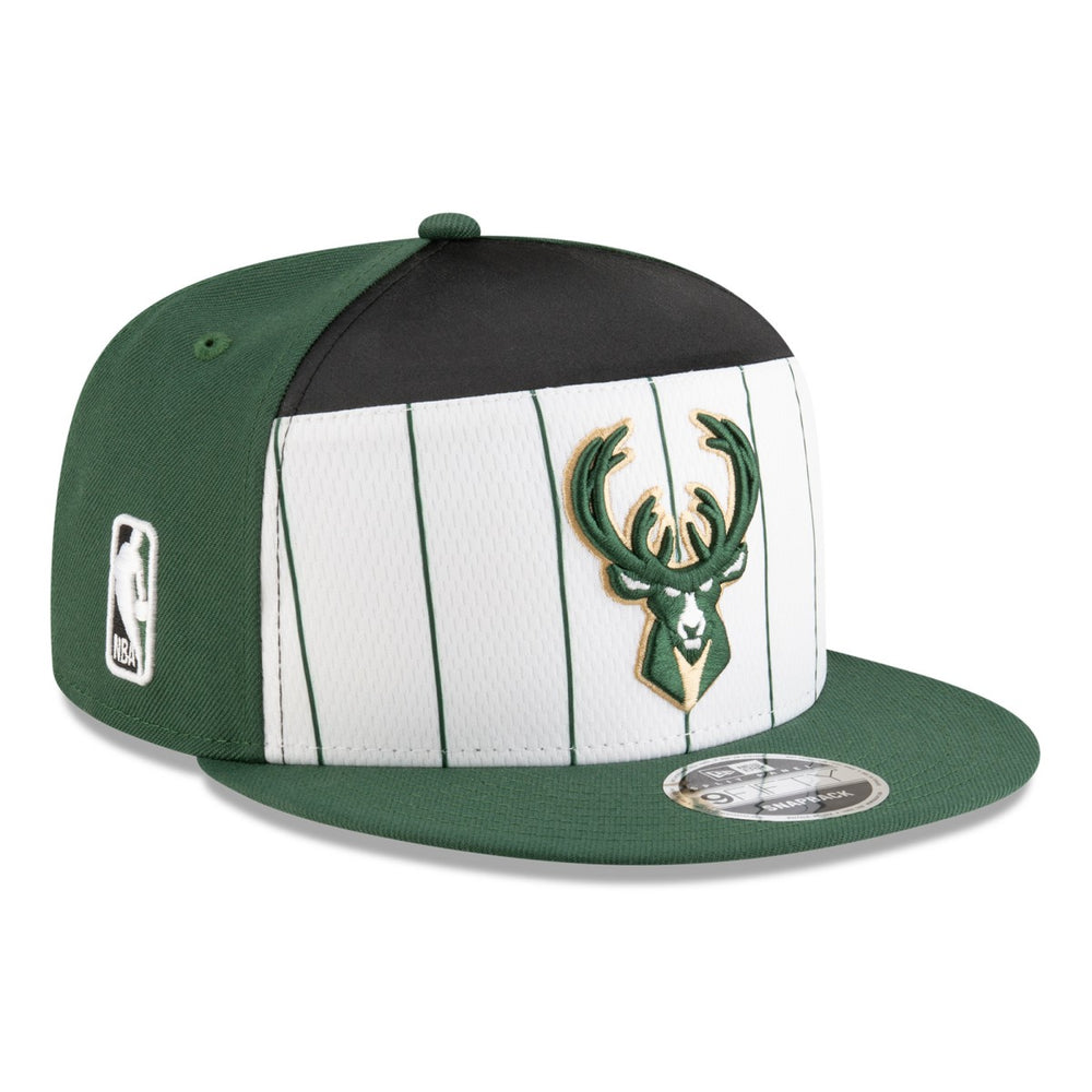 Milwaukee Bucks 2025 NBA Tip Off Split Panel 9FIFTY Snapback Hat White/Hunter Green | New Era Lifestyle