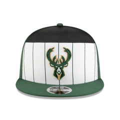 Milwaukee Bucks 2025 NBA Tip Off Split Panel 9FIFTY Snapback Hat White/Hunter Green | New Era Lifestyle