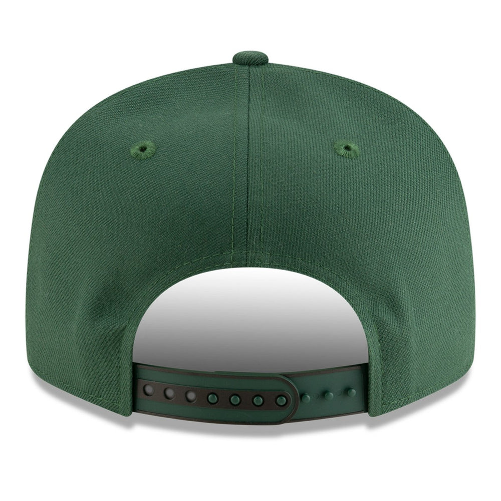 Milwaukee Bucks 2025 NBA Tip Off Split Panel 9FIFTY Snapback Hat White/Hunter Green | New Era Lifestyle