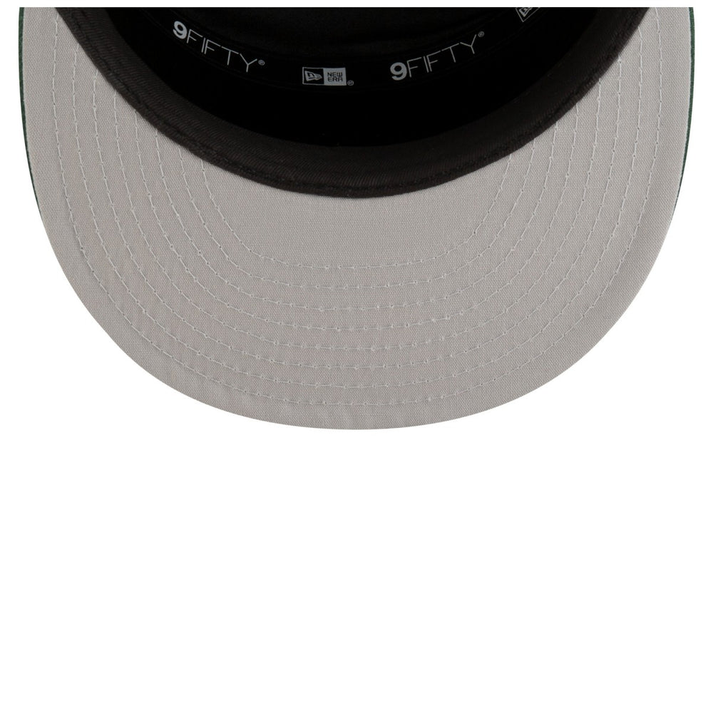 Milwaukee Bucks 2025 NBA Tip Off Split Panel 9FIFTY Snapback Hat White/Hunter Green | New Era Lifestyle