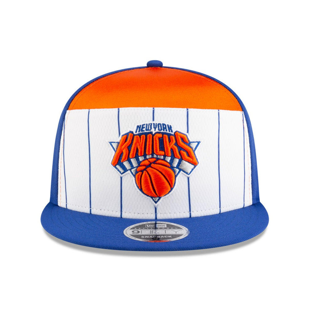 New York Knicks 2025 NBA Tip Off Split Panel 9FIFTY Snapback Hat White/Blue | New Era for sale
