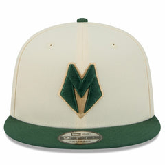 Milwaukee Bucks 2025/26 City Edition 9FIFTY Snapback Hat Tan/Hunter Green | New Era for sale