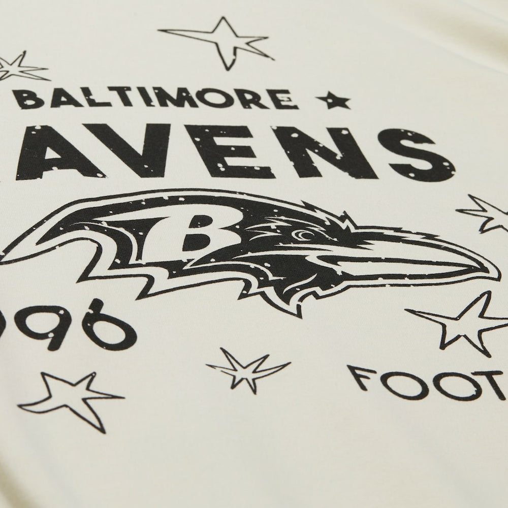 Mitchell & Ness Baltimore Ravens Women's Plus Size Shooting Star Sweatshirt Cream