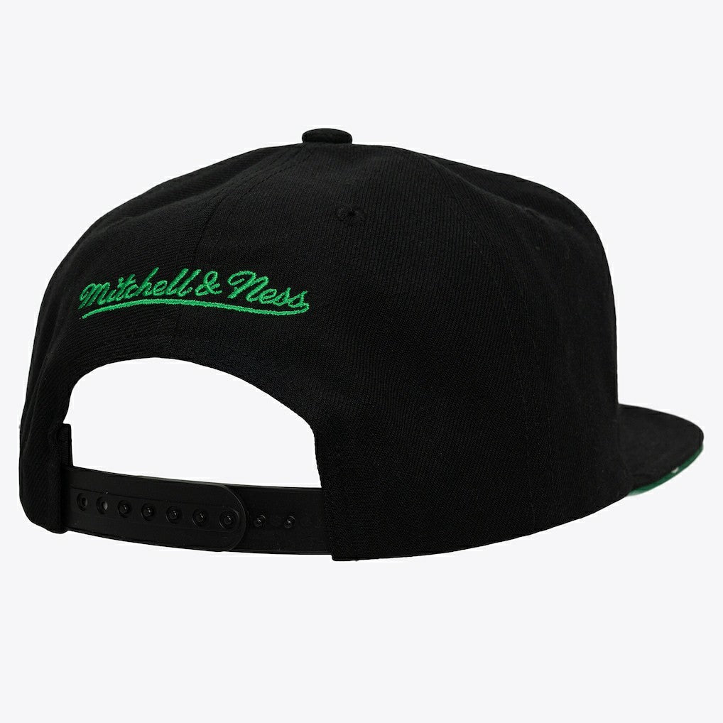 Boston Celtics Color Pop Snapback Hat Kelly Green/Black | Mitchell & Ness online