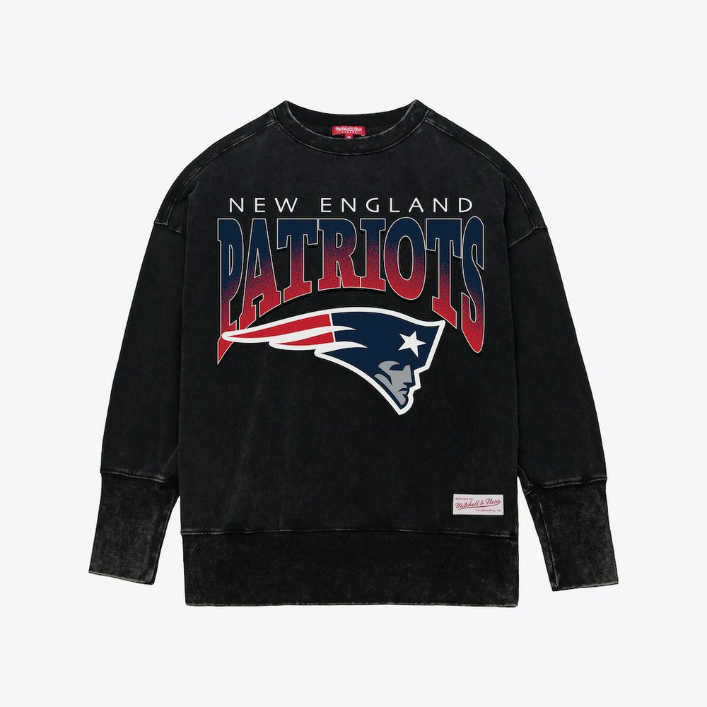 Mitchell & Ness New England Patriots Women's Delineate Mineral Wash Crewneck Sweatshirt Black