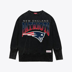 Mitchell & Ness New England Patriots Women's Delineate Mineral Wash Crewneck Sweatshirt Black