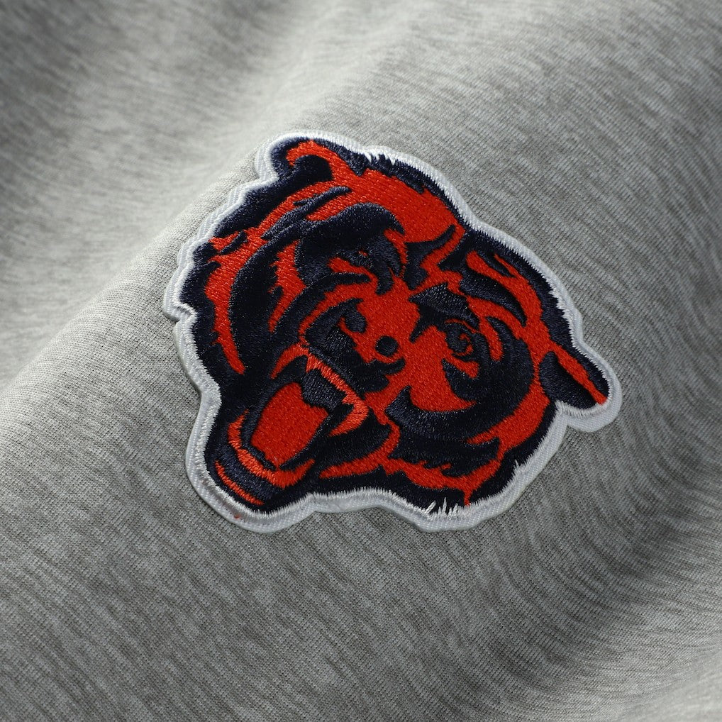 Chicago Bears Antigua Urgent Pullover Hoodie Heather Gray/Navy