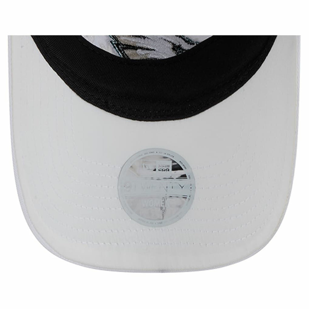 Philadelphia Eagles New Era Women's Floral 9TWENTY Adjustable Hat White