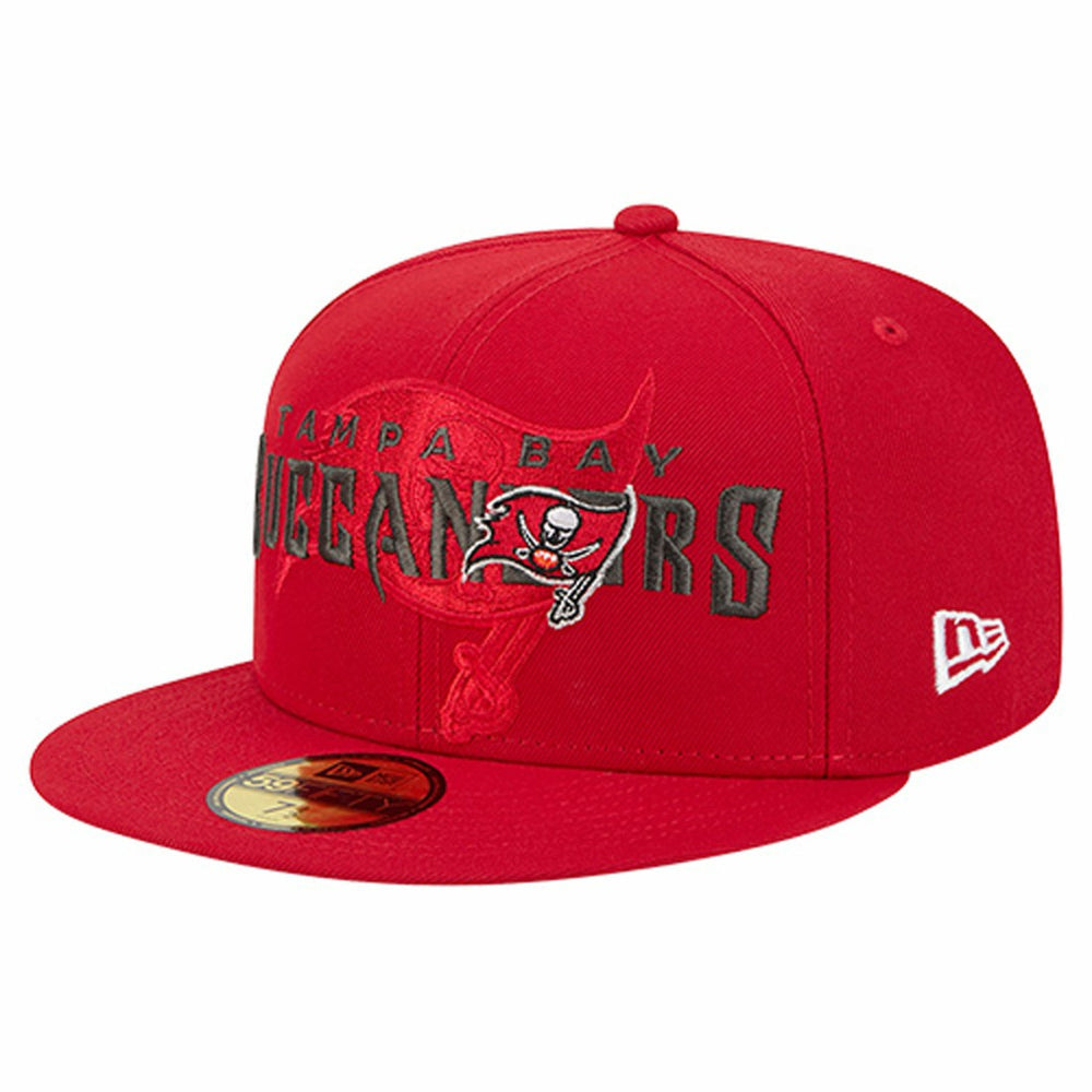 Tampa Bay Buccaneers New Era Overlap Wordmark 59FIFTY Fitted Hat Red