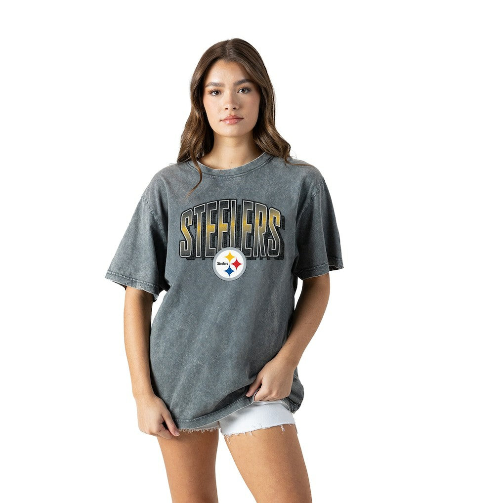 Pittsburgh Steelers Gameday Couture Women's Peak Performance Oversized Snow Wash T-Shirt Gray