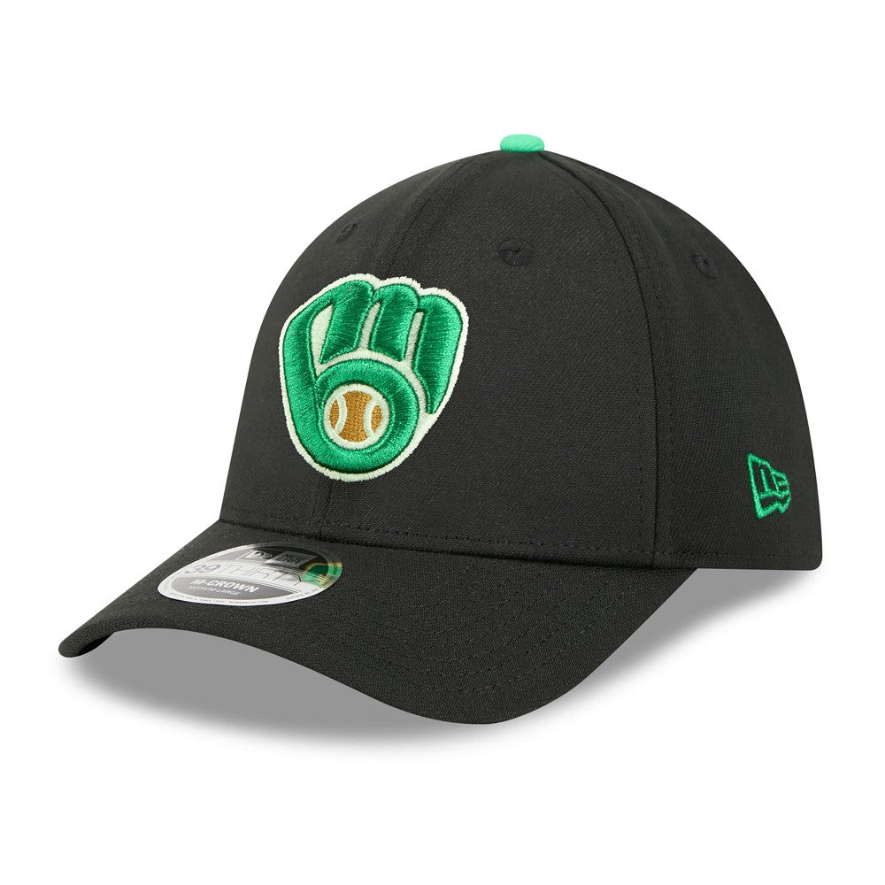 Milwaukee Brewers New Era 2026 St. Patrick's Day 39THIRTY Flex Hat - Black - New Era Online