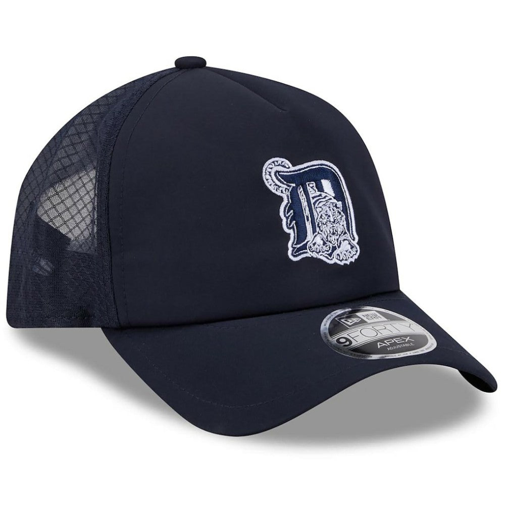 Detroit Tigers New Era 2026 Batting Practice Alternate Apex 9FORTY Adjustable Hat - Navy - New Era Lifestyle