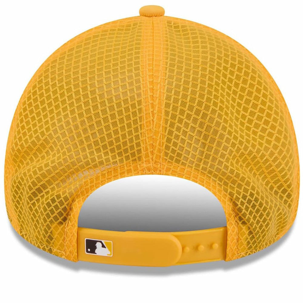 San Diego Padres New Era 2026 Batting Practice Apex 9FORTY Adjustable Trucker Hat - Gold - New Era Lifestyle