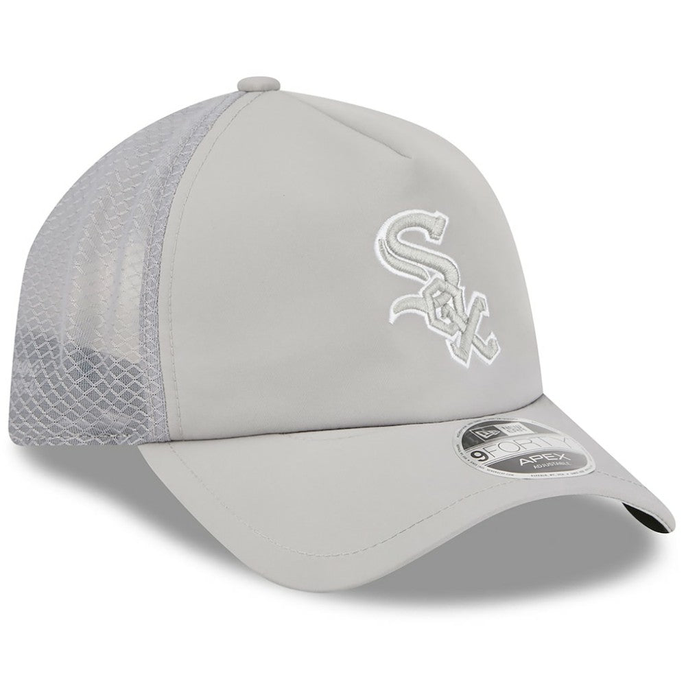 Chicago White Sox New Era 2026 Batting Practice Apex 9FORTY Adjustable Trucker Hat - Gray - New Era Lifestyle