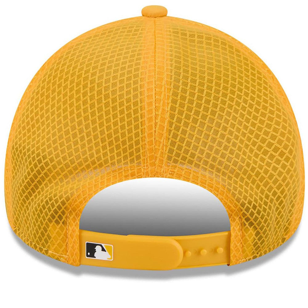 Milwaukee Brewers New Era 2026 Batting Practice Apex 9FORTY Adjustable Trucker Hat - Gold - New Era Sale