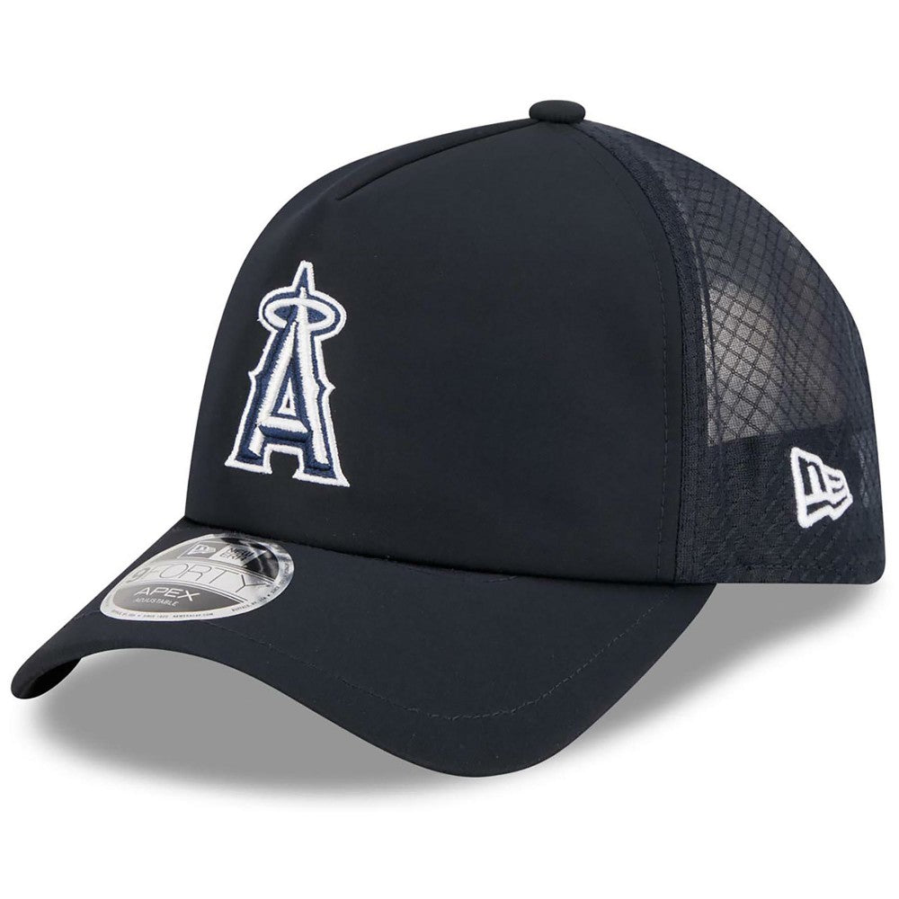 Los Angeles Angels New Era 2026 Batting Practice Apex 9FORTY Adjustable Trucker Hat - Navy - New Era Lifestyle