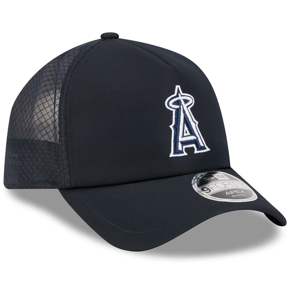 Los Angeles Angels New Era 2026 Batting Practice Apex 9FORTY Adjustable Trucker Hat - Navy - New Era Lifestyle