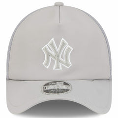 New York Yankees New Era 2026 Batting Practice Apex 9FORTY Adjustable Trucker Hat - Gray - New Era Lifestyle