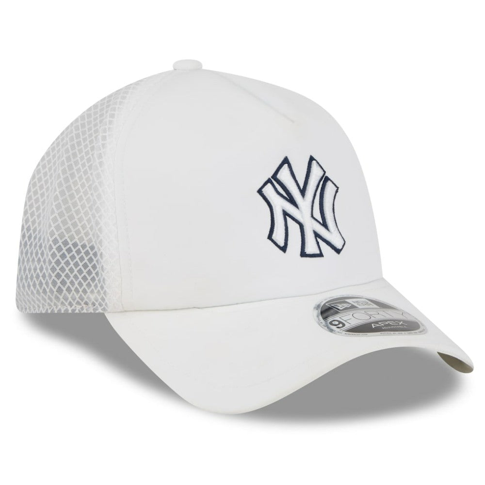 New York Yankees New Era 2026 Batting Practice Apex 9FORTY Adjustable Trucker Hat - White - New Era Online