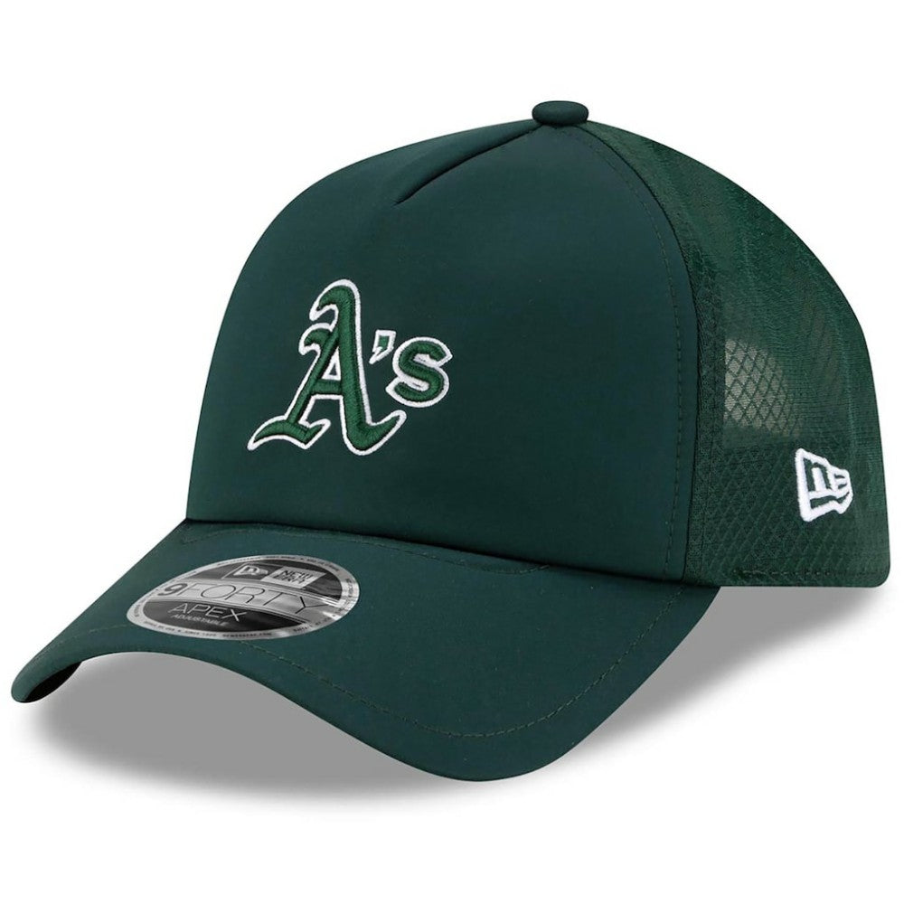 Athletics New Era 2026 Batting Practice Apex 9FORTY Adjustable Trucker Hat - Green - New Era Lifestyle
