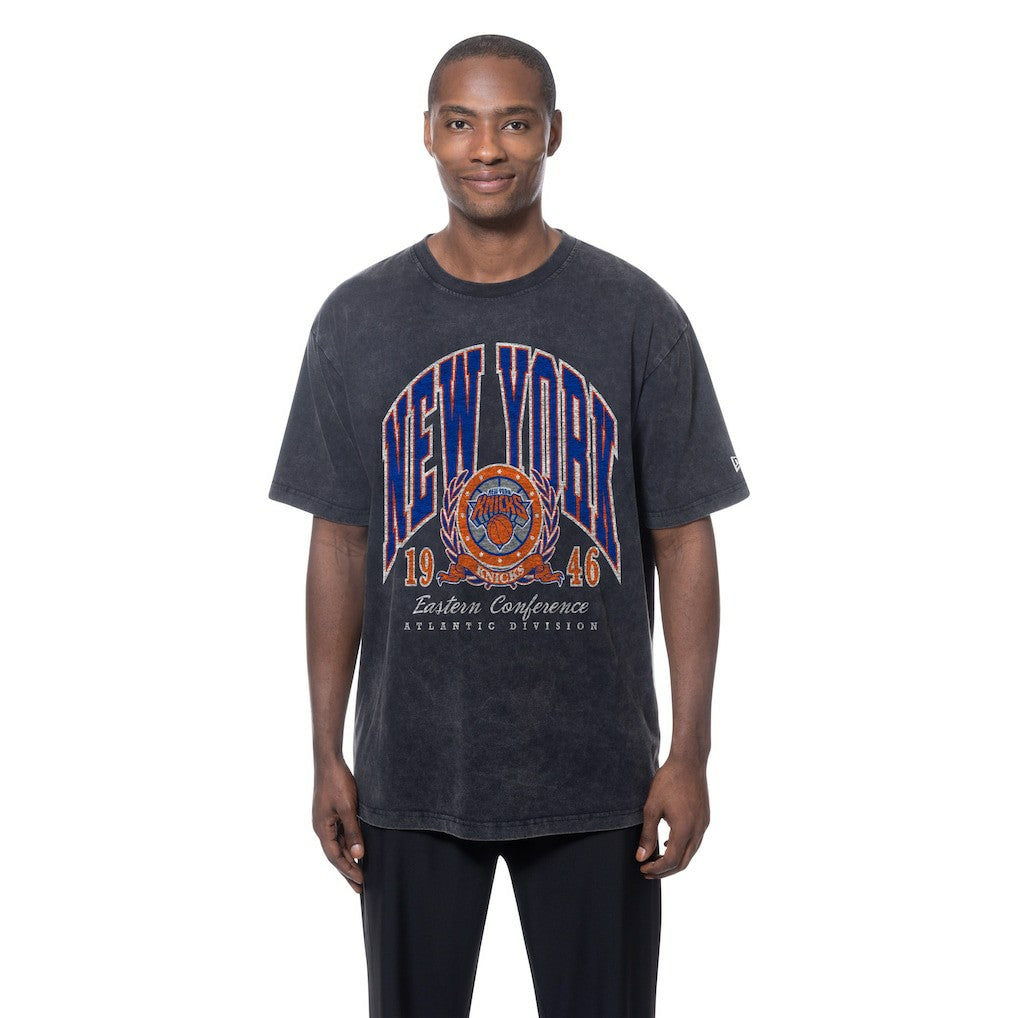 New York Knicks Sport Classics Mineral Washed T-Shirt Black | New Era for sale