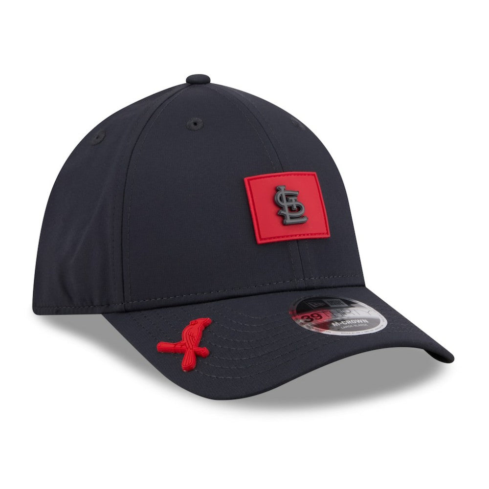 St. Louis Cardinals New Era 2026 Clubhouse M-Crown 39THIRTY Flex Hat - Navy - New Era Lifestyle