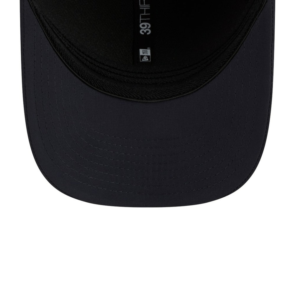 Atlanta Braves New Era 2026 Clubhouse M-Crown 39THIRTY Flex Hat - Navy - New Era Lifestyle