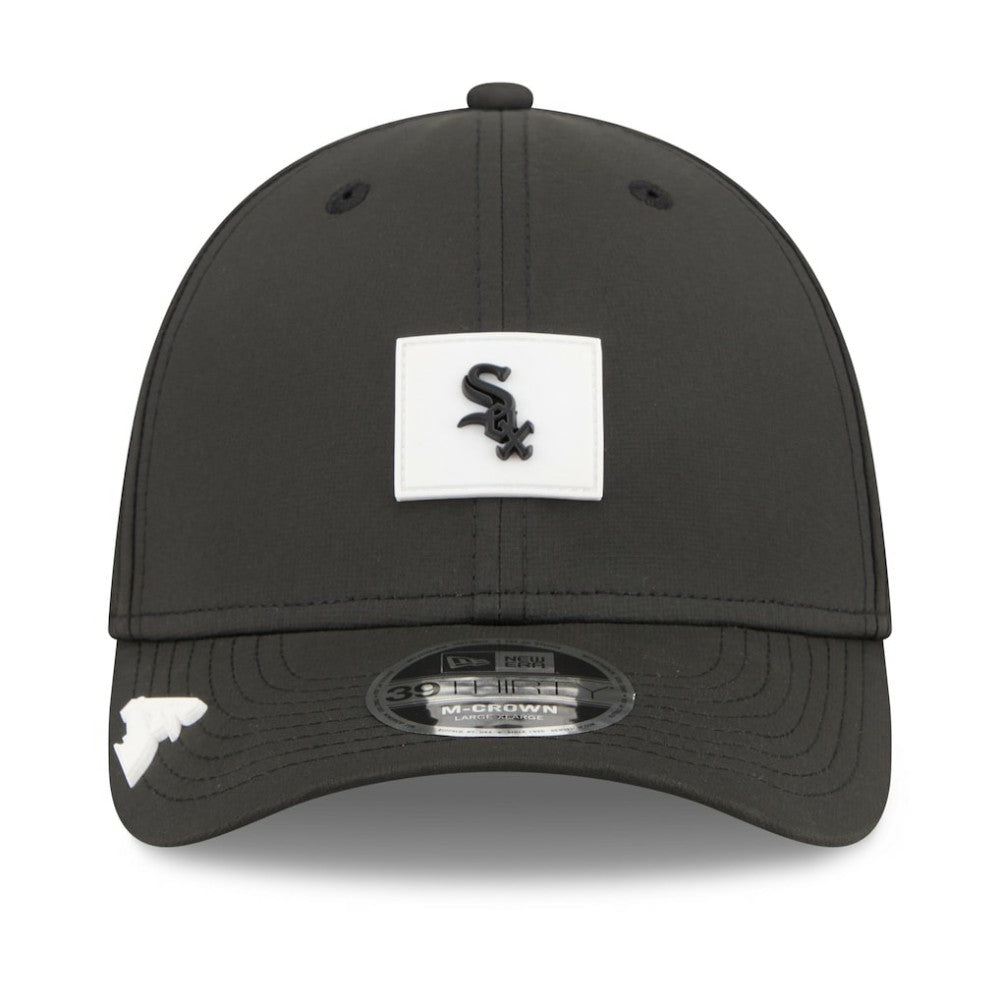 Chicago White Sox New Era 2026 Clubhouse M-Crown 39THIRTY Flex Hat - Black - New Era Lifestyle