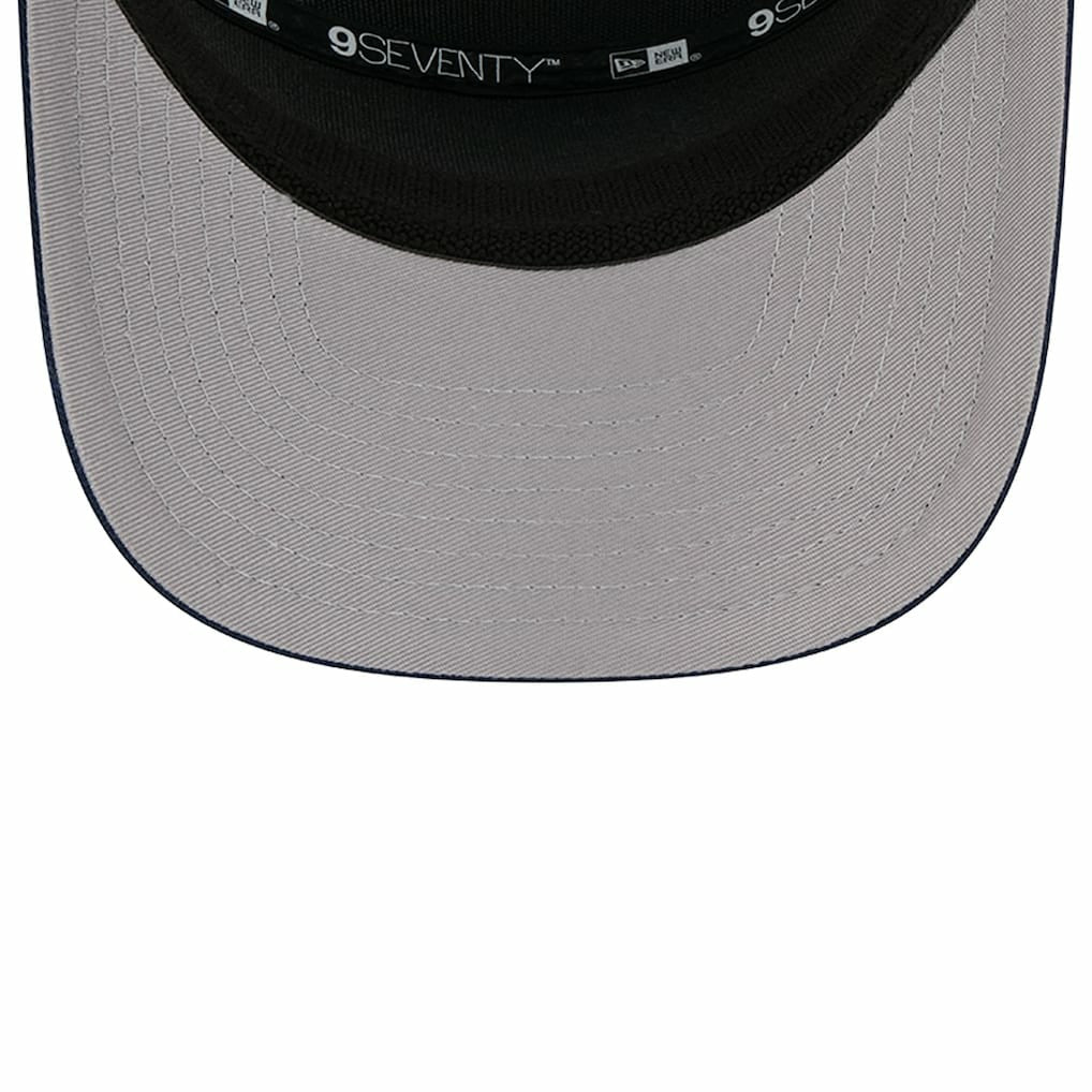 Dallas Cowboys New Era Quick Strike Split Panel 9SEVENTY Stretch-Snap Trucker Hat Navy