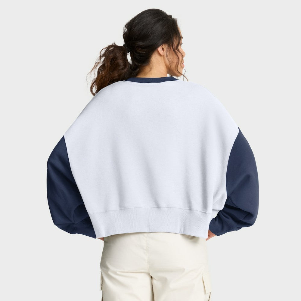 Atlanta Braves Nike Women's Oversized High Hip Fleece Sweatshirt - White/Navy - Nike Online