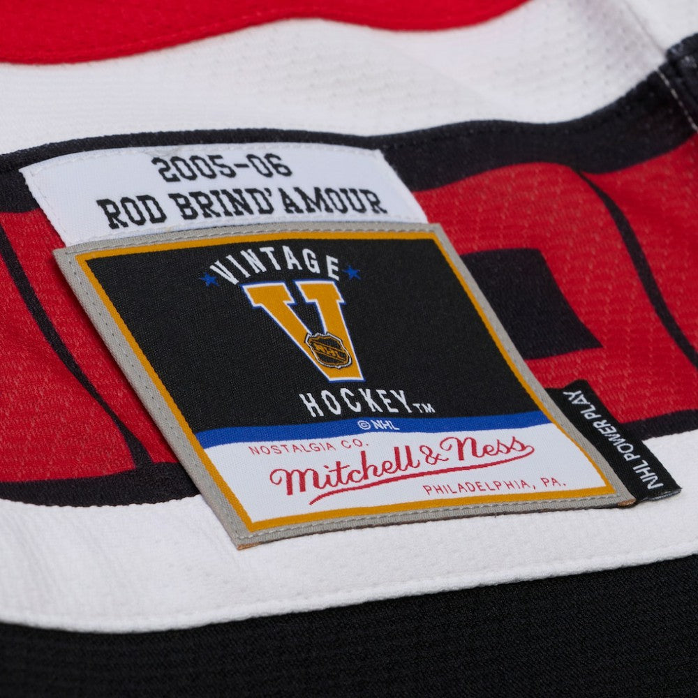 Rod Brind'Amour Carolina Hurricanes Mitchell & Ness 2005/06 Power Play Jersey - White - NHL 203254473