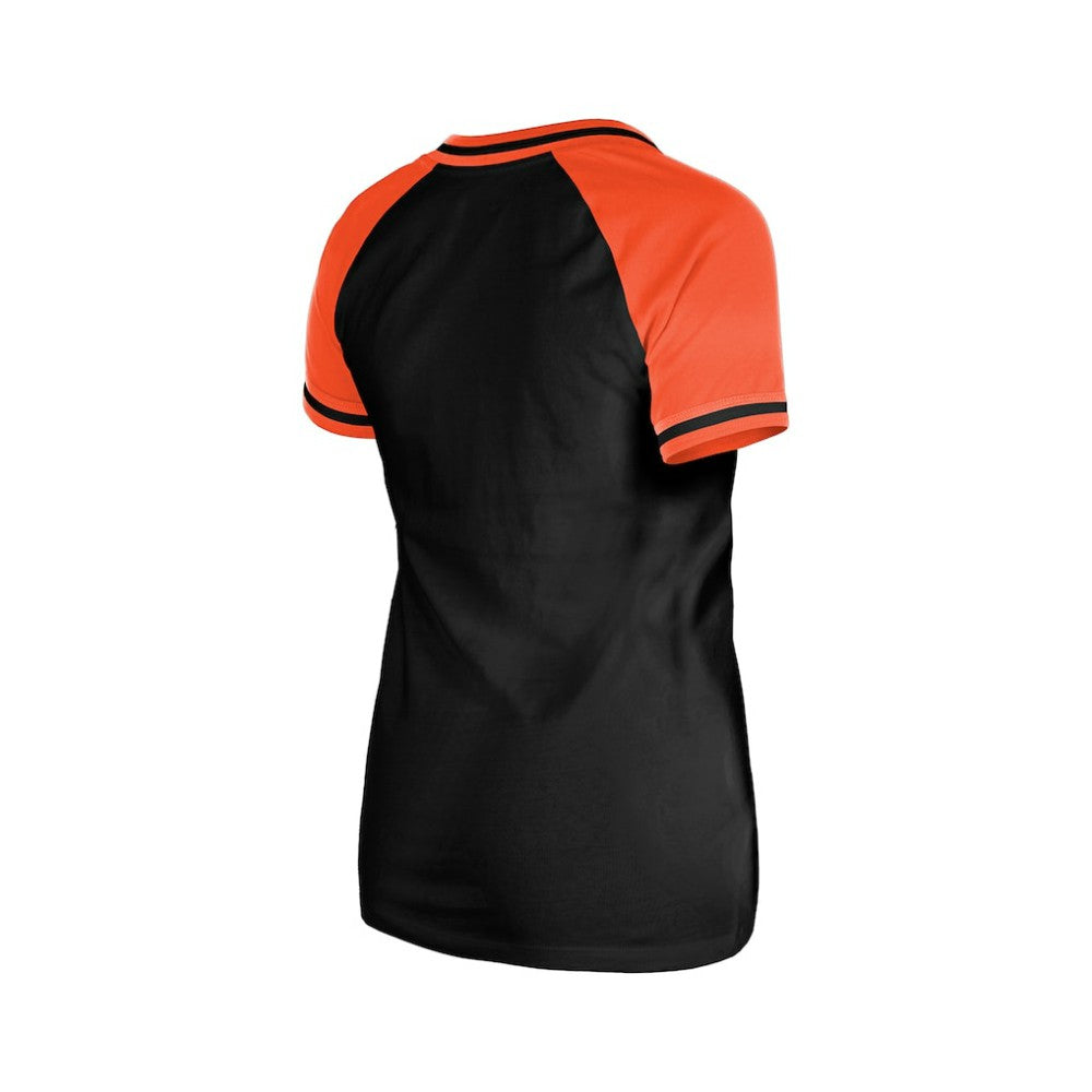 San Francisco Giants New Era Women's Gameday V-Neck T-Shirt - Black - New Era Lifestyle