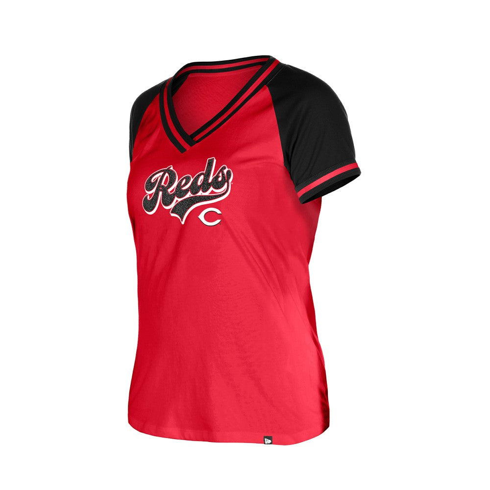 Cincinnati Reds New Era Women's Gameday V-Neck T-Shirt - Red - New Era Online