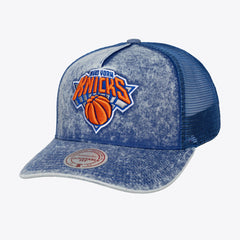New York Knicks Gameday Snow Wash Adjustable Trucker Hat Blue | Mitchell & Ness Lifestyle