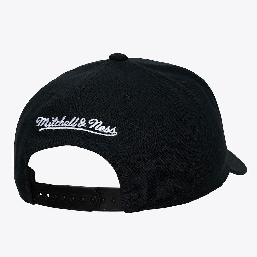 Chicago Bulls Hardwood Classics Legendary Away Pro-Pinch Adjustable Hat Black | Mitchell & Ness online