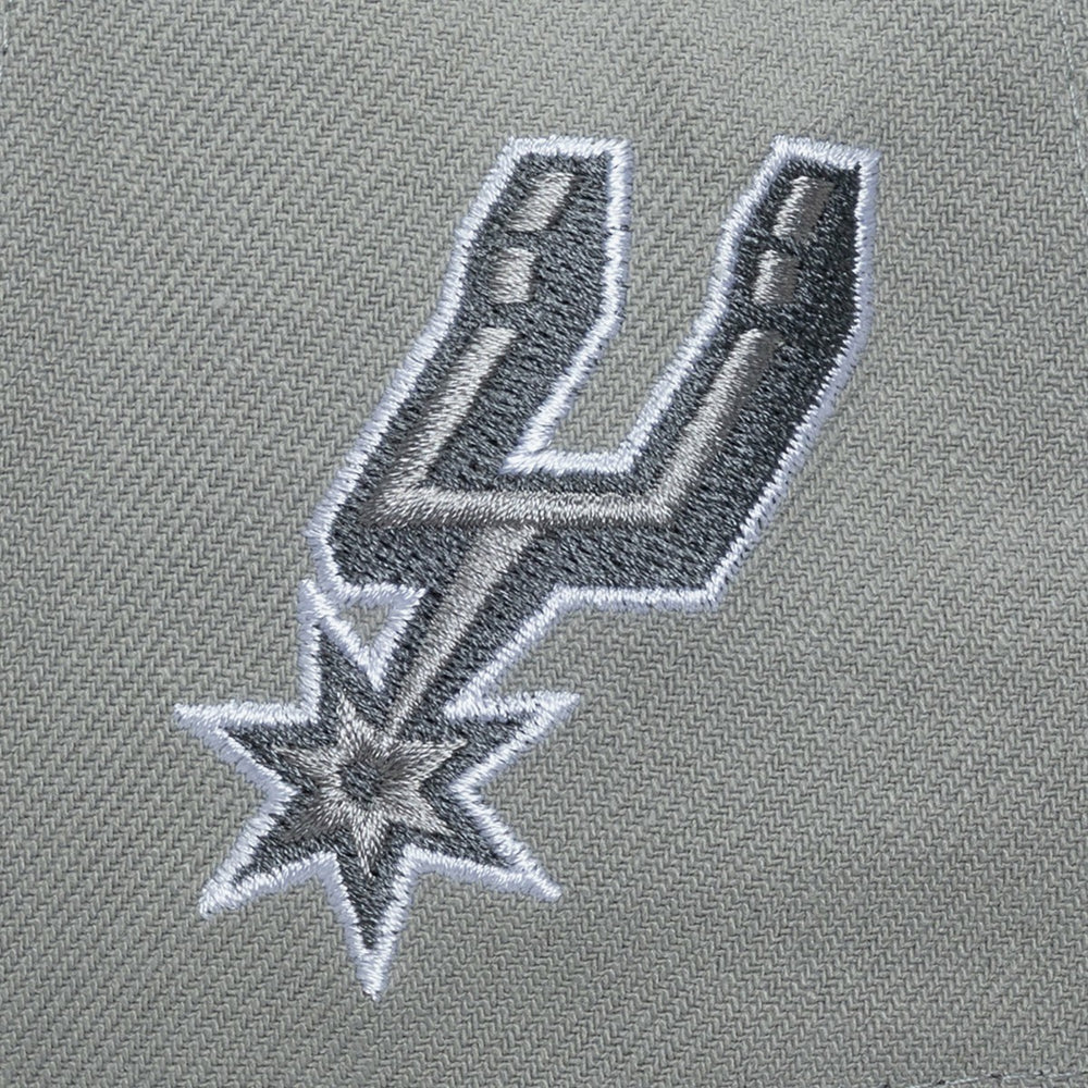 San Antonio Spurs Thunderstorm Head Coach Pro Crown Snapback Hat Gray | Mitchell & Ness for sale