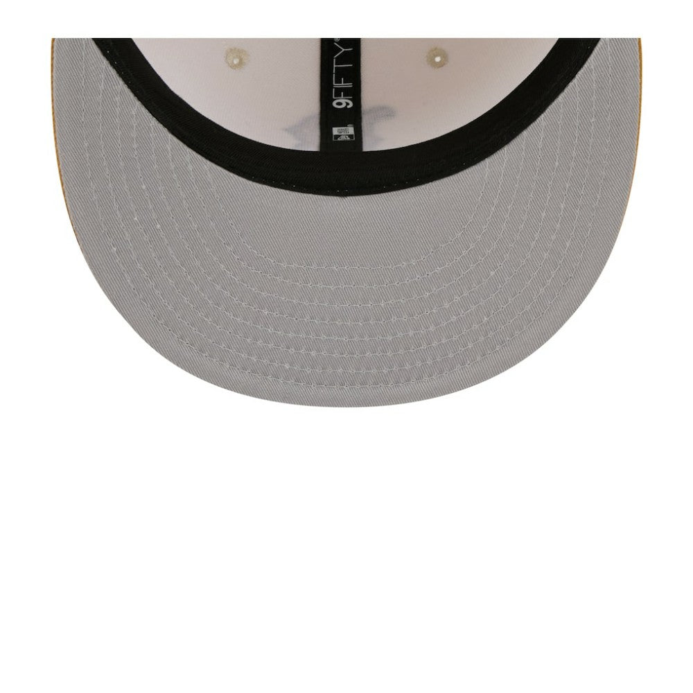 Boston Red Sox New Era Two-Tone Color Pack 9FIFTY Snapback Hat - Light Beige/Khaki - New Era Online