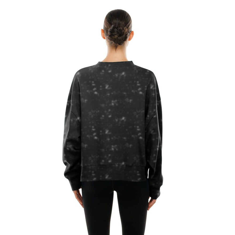 Chicago Bulls Women's Throwback Collection Mineral Wash Crewneck Sweatshirt Black | New Era for sale